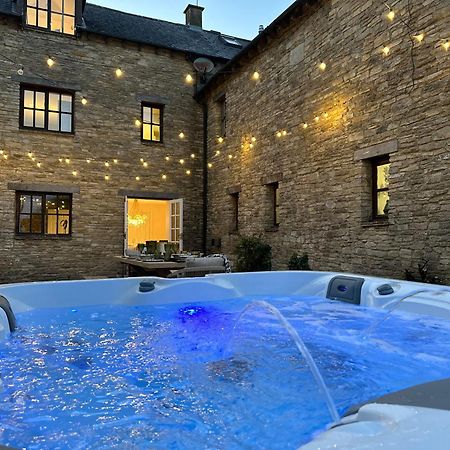 Cotswolds Retreat - Bath & Castle Combe - Hot Tub Villa ชิปเพแนม ภายนอก รูปภาพ