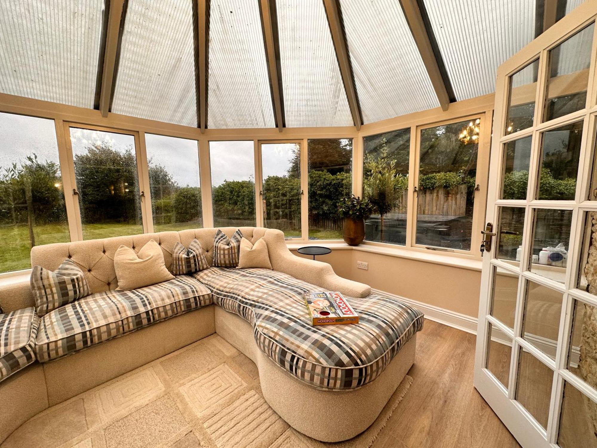 Cotswolds Retreat - Bath & Castle Combe - Hot Tub Villa ชิปเพแนม ภายนอก รูปภาพ